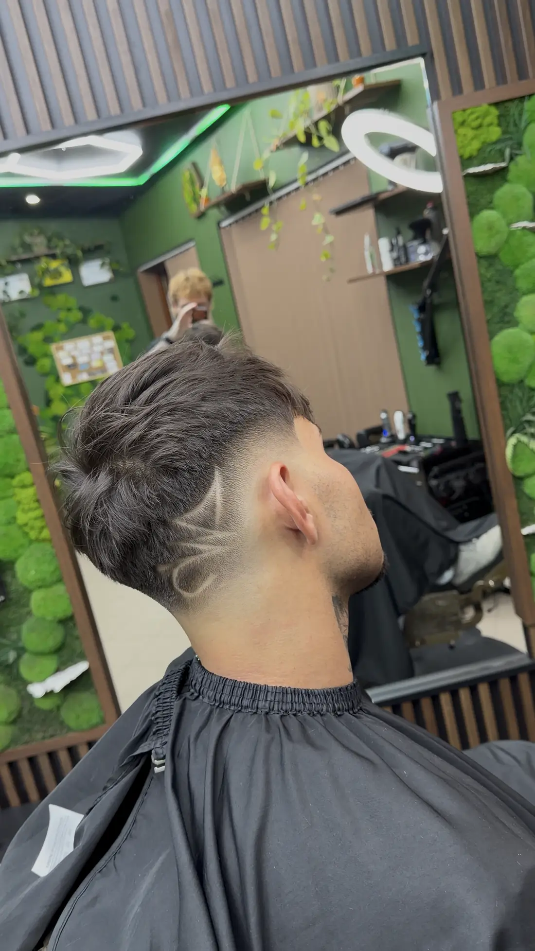 Hair tattoo — ornament v přechodu